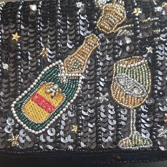 Black Sequin Beaded Clutch Shoulder Bag with Champagne Motif - Picture 11 of 13